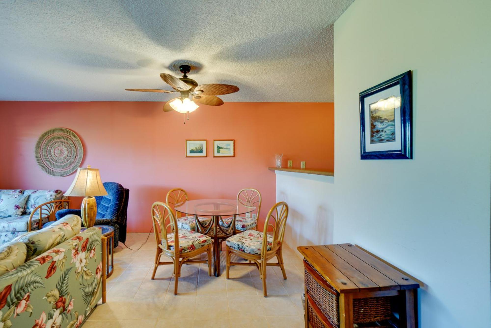 Quiet Maunaloa Condo With Pool, Ocean Views! Екстер'єр фото